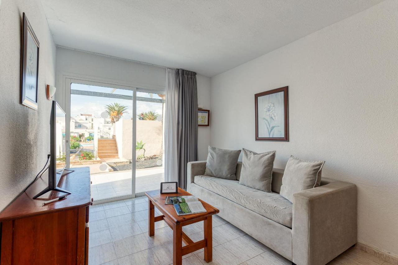 Apartamento 1 Con Terraza Y Piscina En Corralejo Appartamento Esterno foto