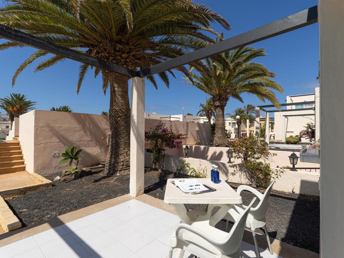 Apartamento 1 Con Terraza Y Piscina En Corralejo Appartamento Esterno foto